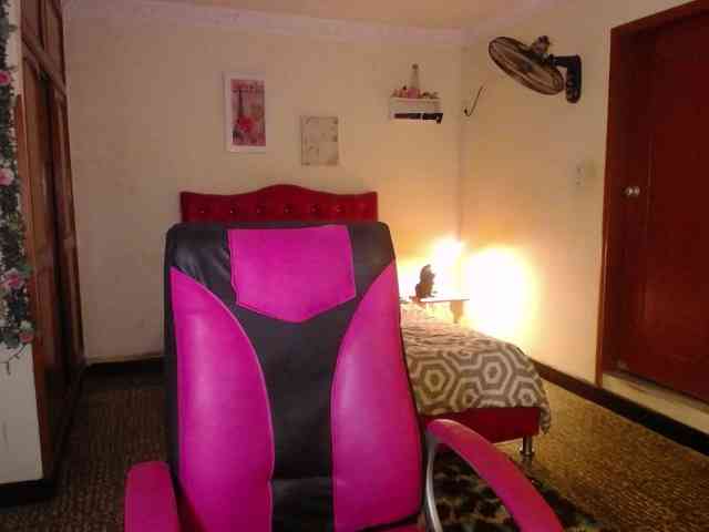 danielle-rose webcam