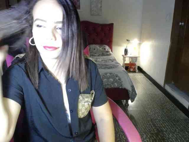danielle-rose webcam