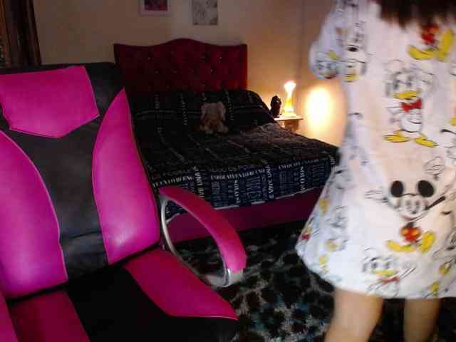 danielle-rose webcam