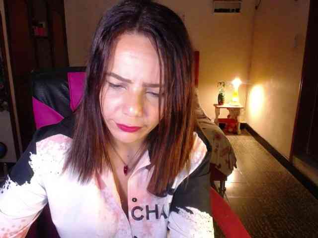 danielle-rose webcam