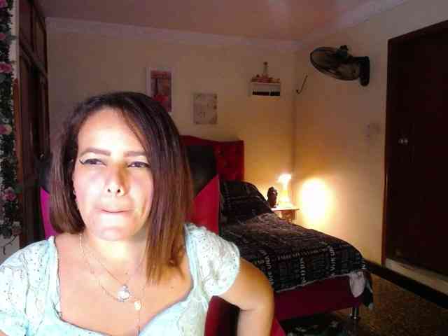 danielle-rose webcam