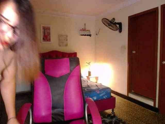 danielle-rose webcam