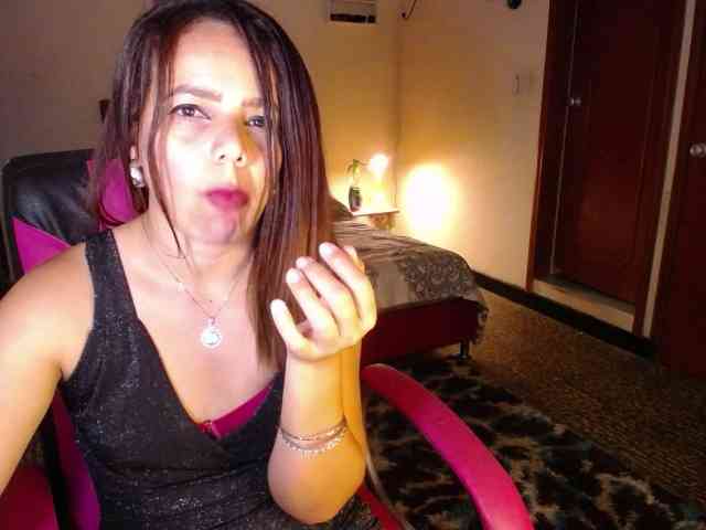 danielle-rose webcam