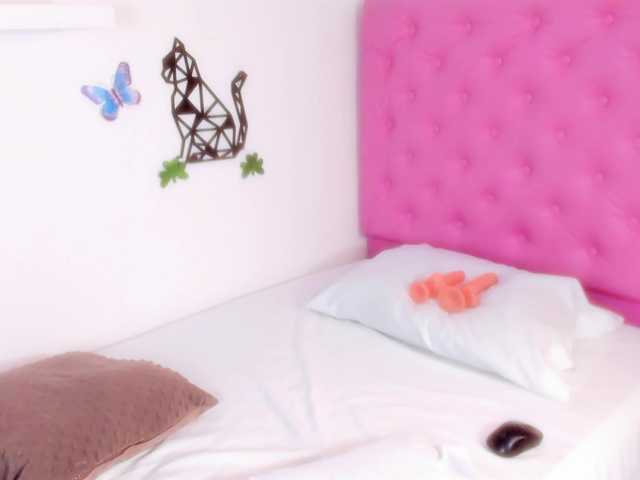 barbarahills21's BongaCams show and profile