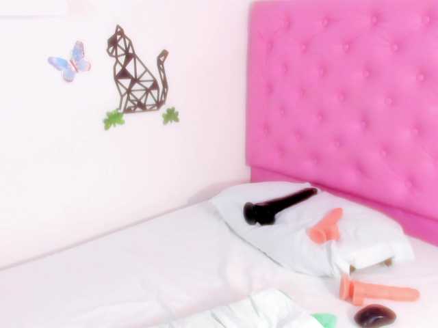 barbarahills21's BongaCams show and profile