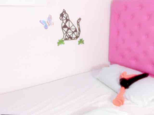 barbarahills21 Live Webcam on BongaCams