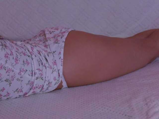 LilyRoselyn's BongaCams show and profile