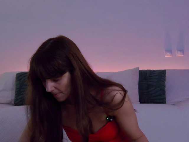 LilyRoselyn's BongaCams show and profile