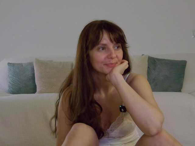 LilyRoselyn's BongaCams show and profile