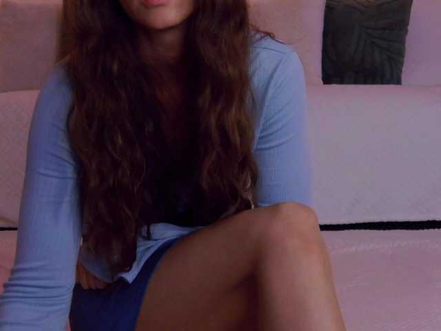 LilyRoselyn's BongaCams show and profile