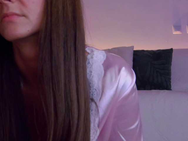 LilyRoselyn's BongaCams show and profile