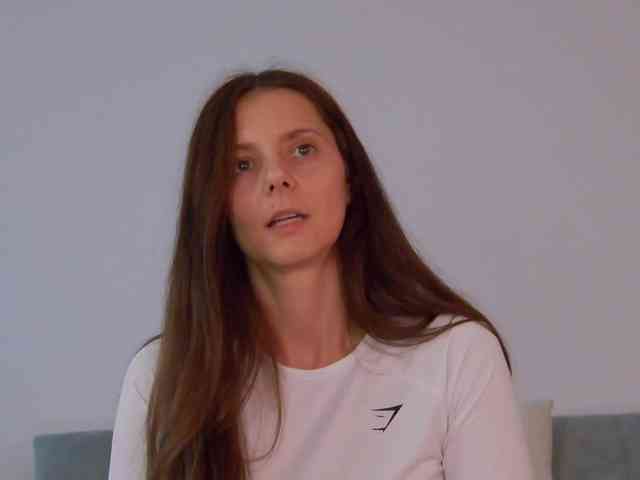 LilyRoselyn webcam