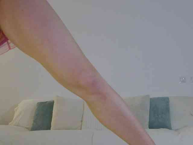 LilyRoselyn LilyRoselyn