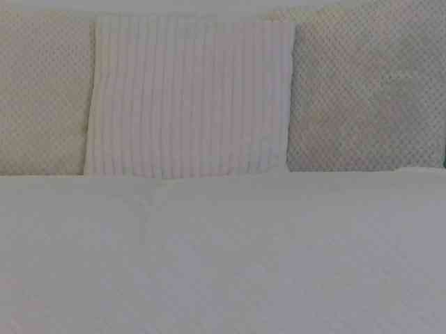 LilyRoselyn LilyRoselyn