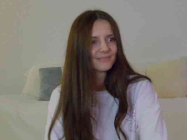LilyRoselyn webcam