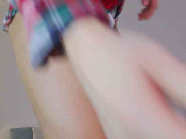 LilyRoselyn webcam