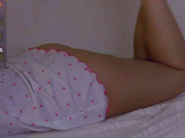 LilyRoselyn Live Webcam on BongaCams