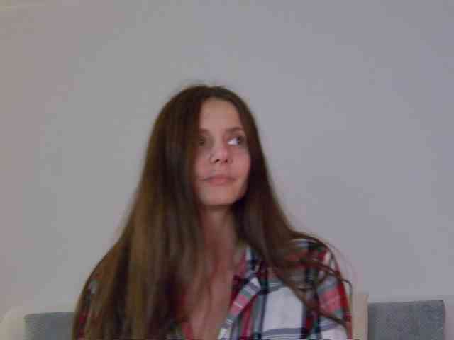 LilyRoselyn webcam