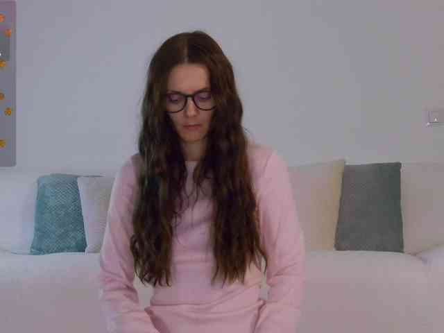 LilyRoselyn LilyRoselyn