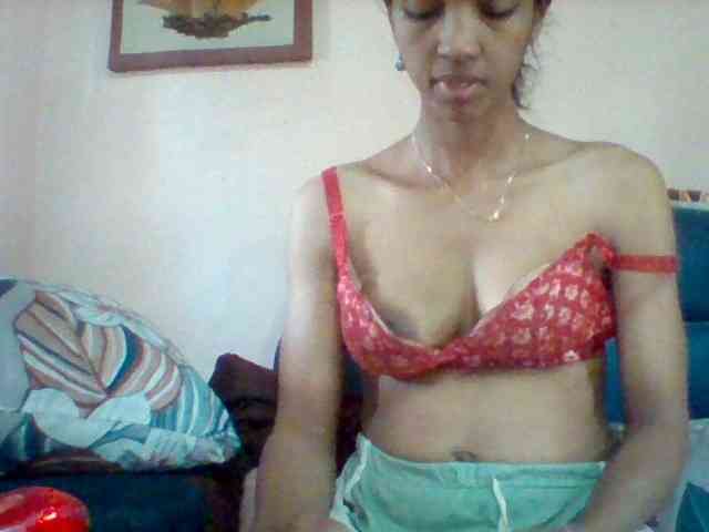Ritahot12 Live Webcam on BongaCams