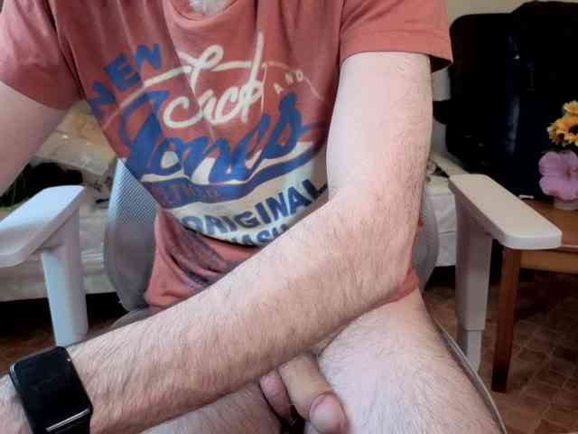 WoodyLongbone Live Webcam on BongaCams