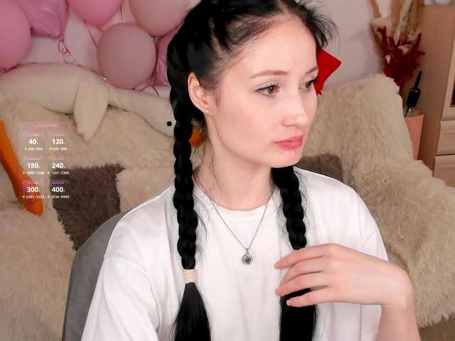 LisaMooore's BongaCams show and profile