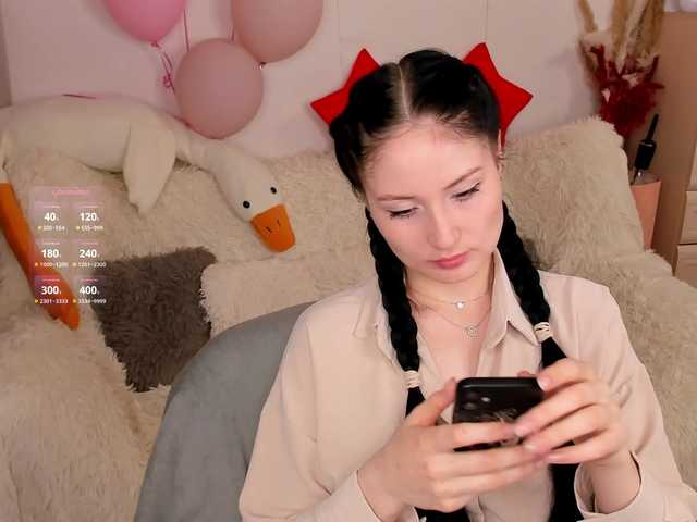 LisaMooore's BongaCams show and profile