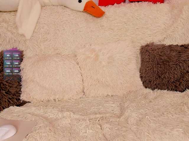 LisaMooore's BongaCams show and profile