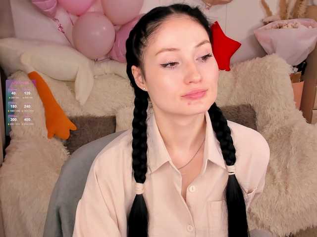 LisaMooore's BongaCams show and profile