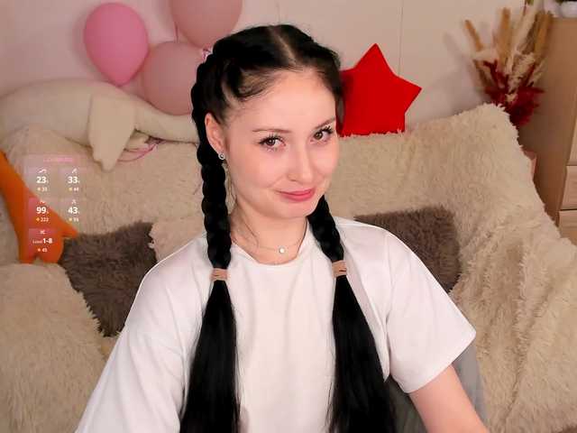 LisaMooore's BongaCams show and profile