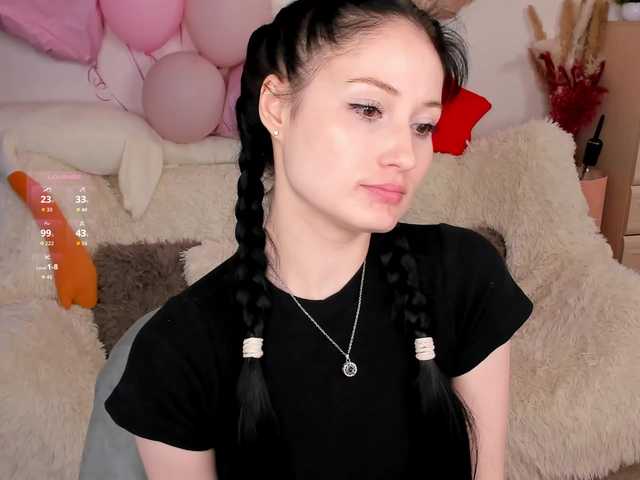 LisaMooore's BongaCams show and profile