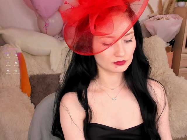 LisaMooore's BongaCams show and profile