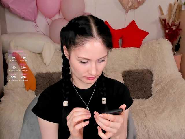 LisaMooore's BongaCams show and profile