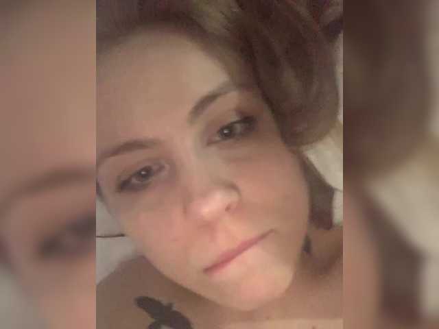 Sailor-Moons's BongaCams show and profile