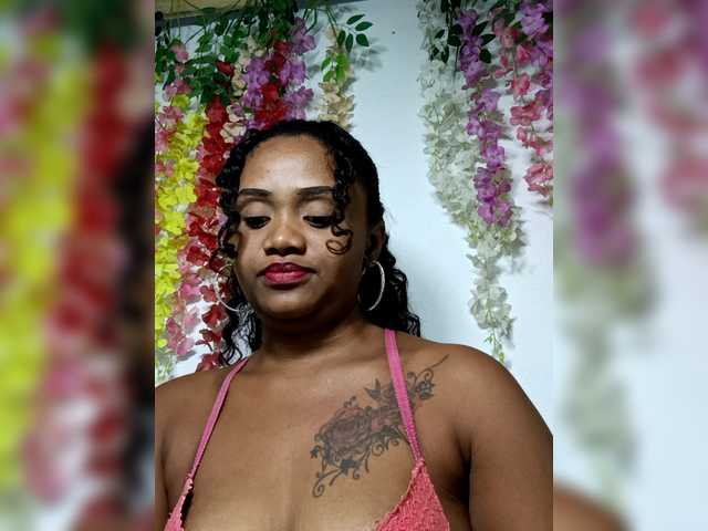 Julianna-1's BongaCams show and profile