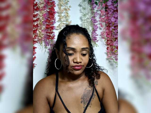 Julianna-1's BongaCams show and profile