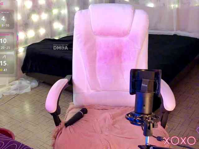KatrinRayJoy webcam