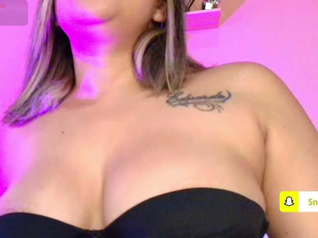 Linda-Evanss's BongaCams show and profile