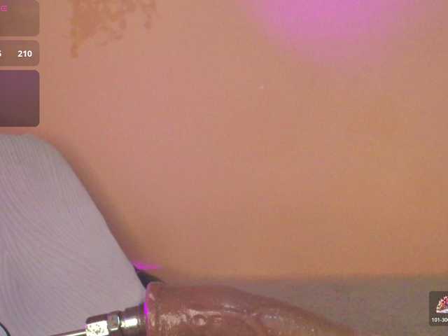 Linda-Evanss's BongaCams show and profile