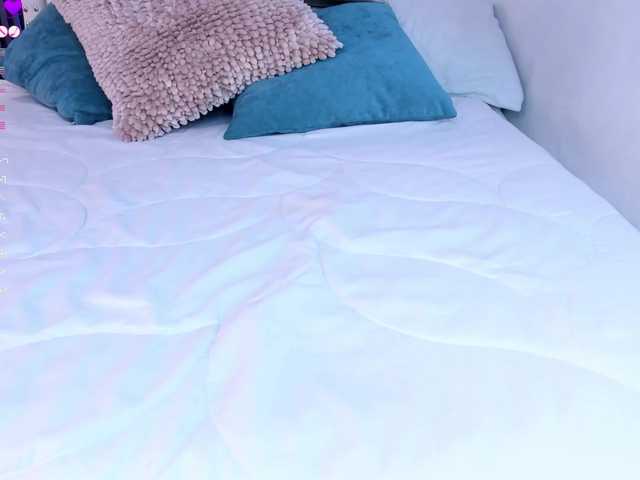 aliscollins's BongaCams show and profile