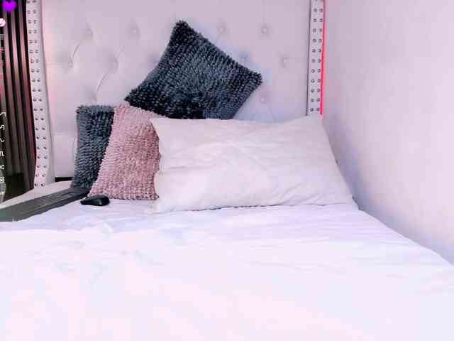 aliscollins aliscollins