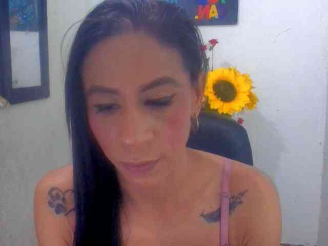 treyxiihot87 Live Webcam on BongaCams