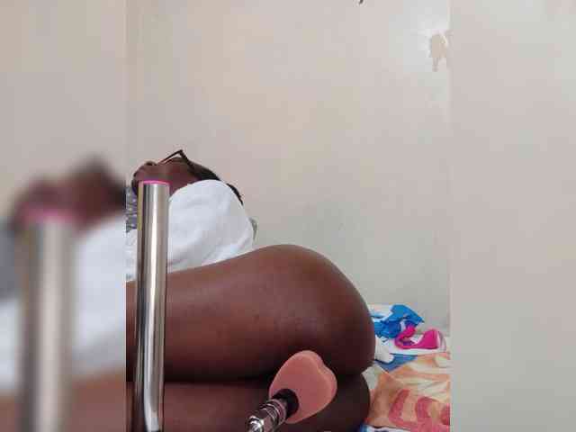 Rannyl Live Webcam on BongaCams