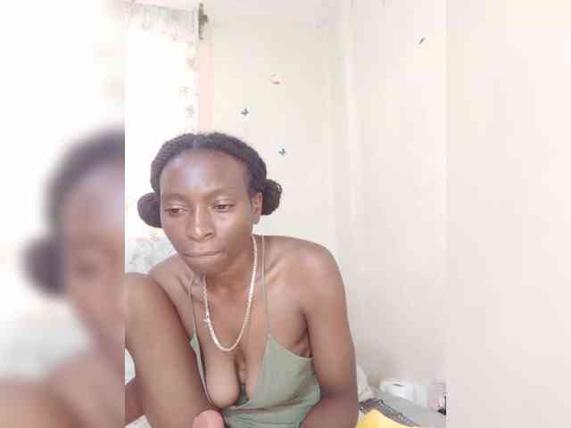 Rannyl Live Webcam on BongaCams