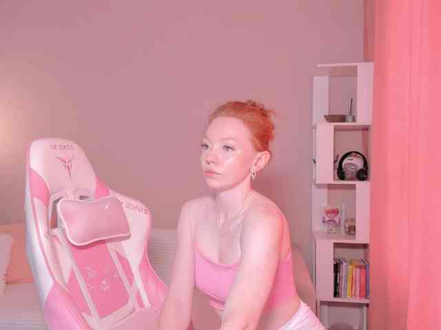 Elliebell webcam