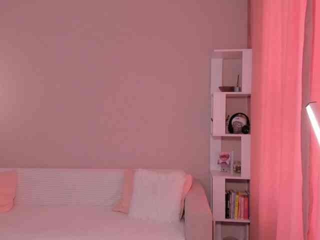 Elliebell webcam