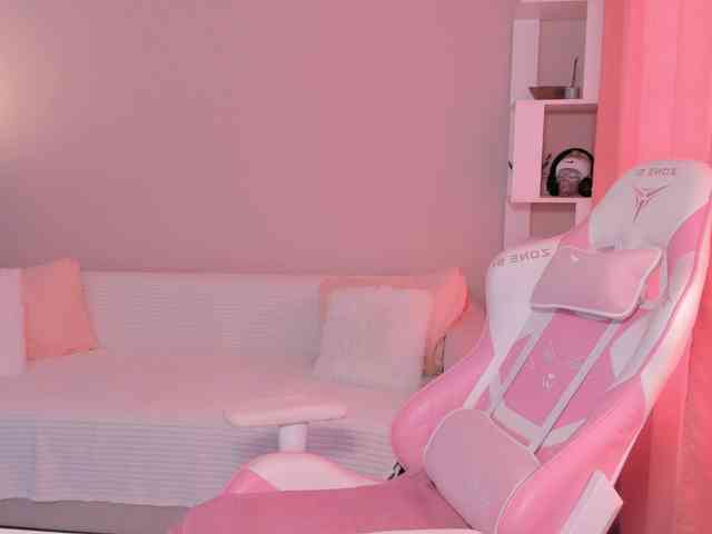 Elliebell webcam