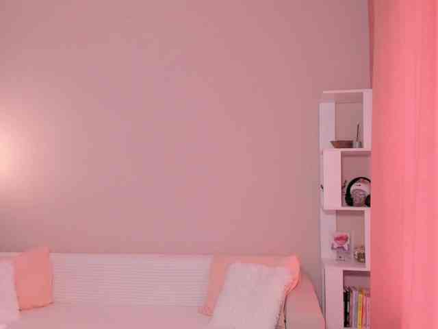 Elliebell webcam
