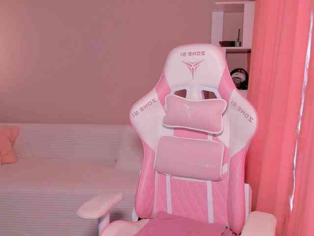 Elliebell webcam