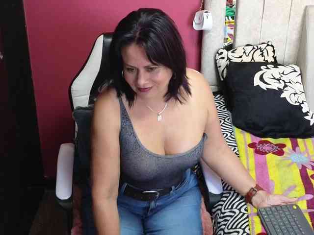 Kaily-jonness webcam